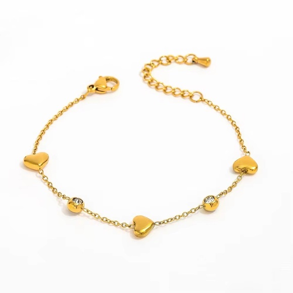 18K Gold Plated - Heart Charm Bracelet - Picture 1 of 6